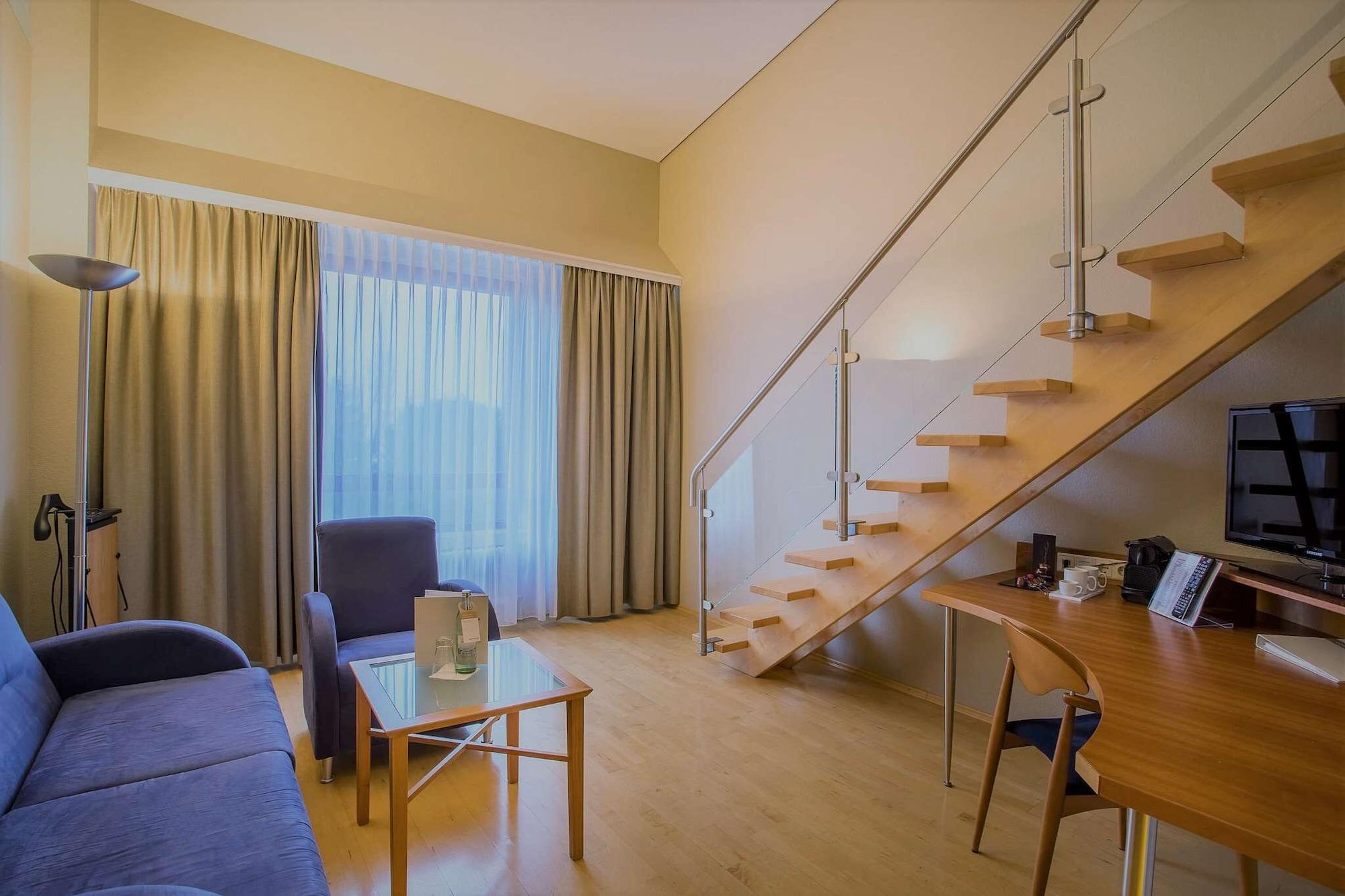 Elaya Frankfurt Оберурзель